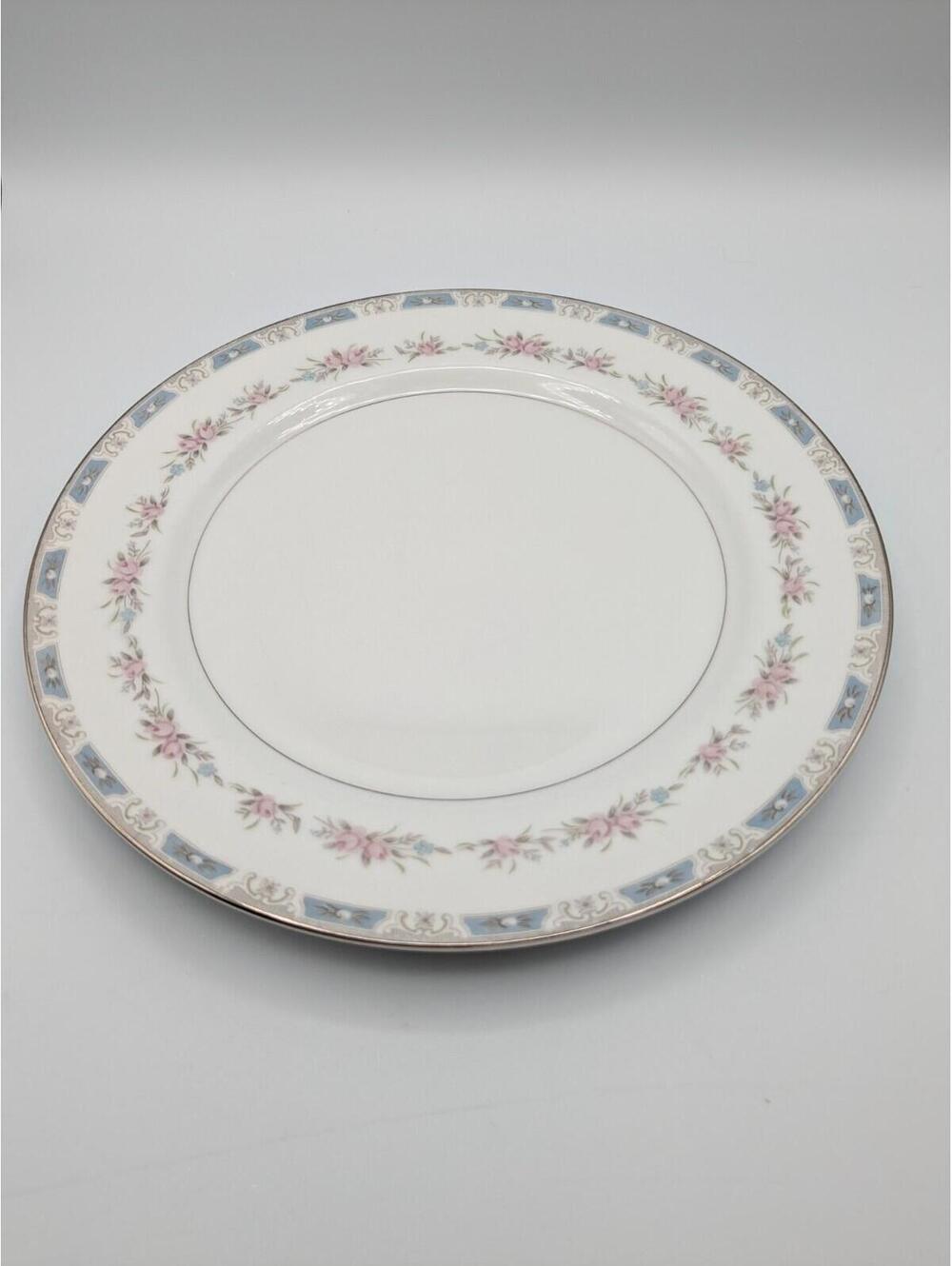 Imperial China by W. Dalton Glenrose Dinner Plate, #8292, Japan, Vintage